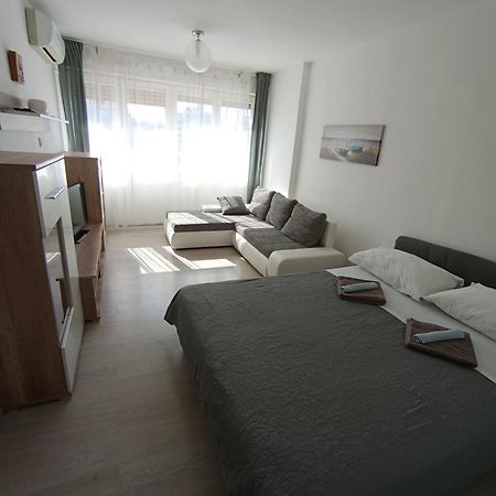 Marino - Sweet Comfort Apartment In City Center Split Exterior photo