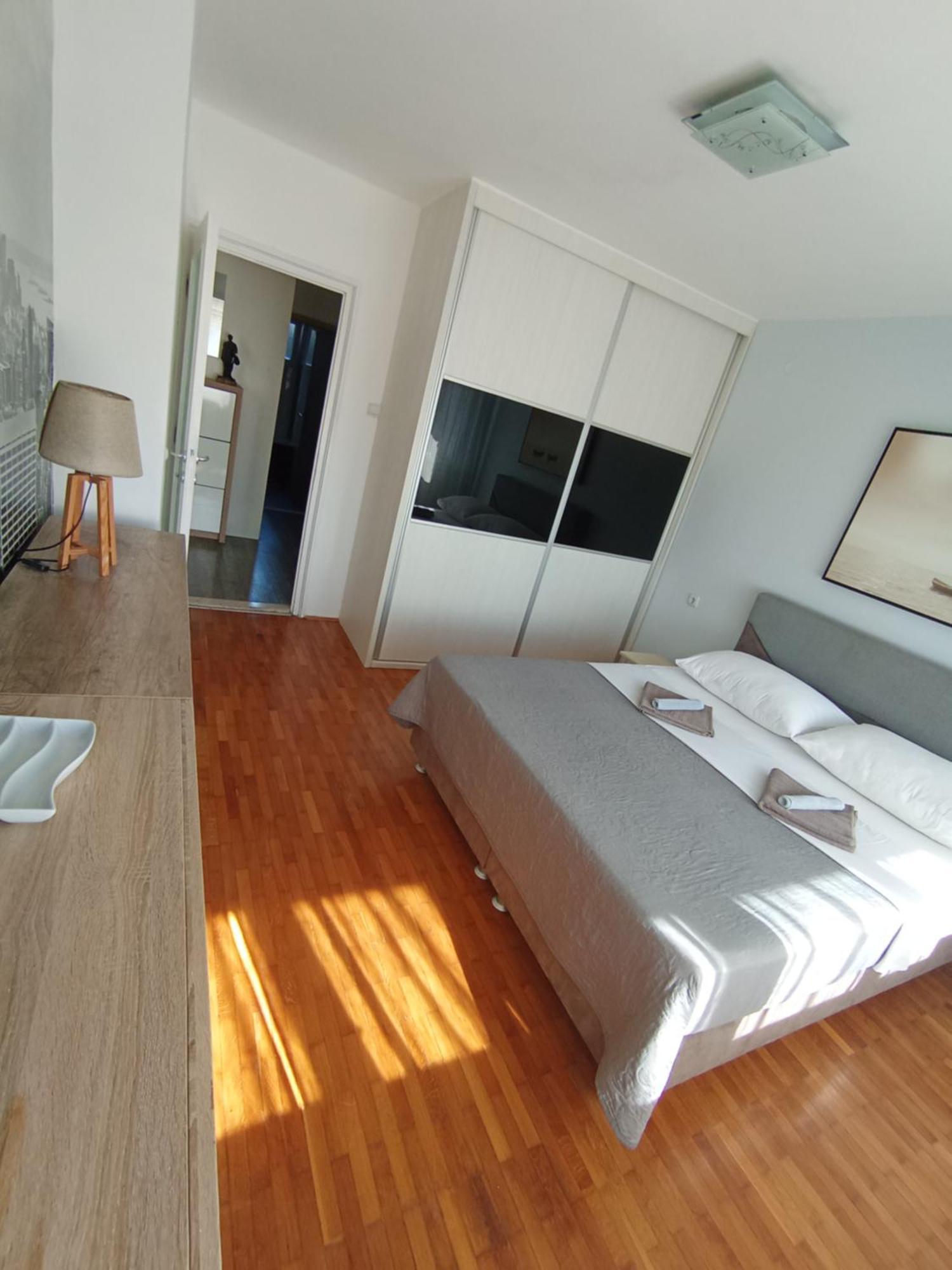 Marino - Sweet Comfort Apartment In City Center Split Room photo